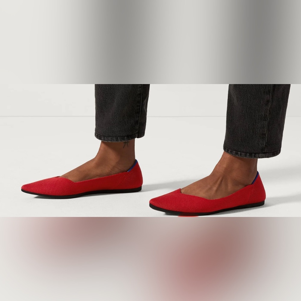Red Rothy’s Pointe Flat - great used condition! Size 9!